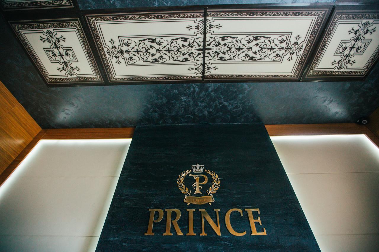 Prince Chust Esterno foto